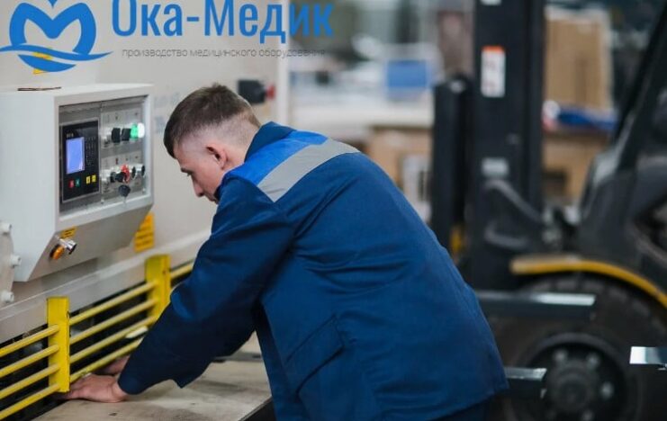 Медицинские массажные кушетки от компании «Ока-Медик»: профессиональное оборудование для медицинских учреждений